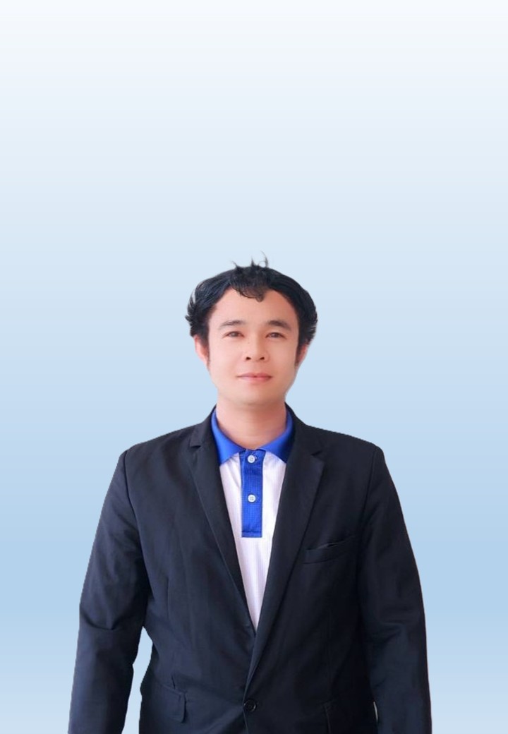 นายอติยะ ศรีบุรินทร์ 